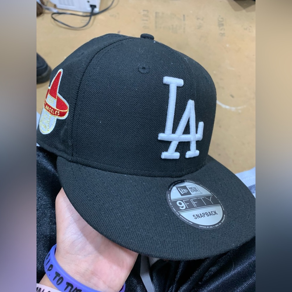 Black and White LA Dodgers SnapBack Hat